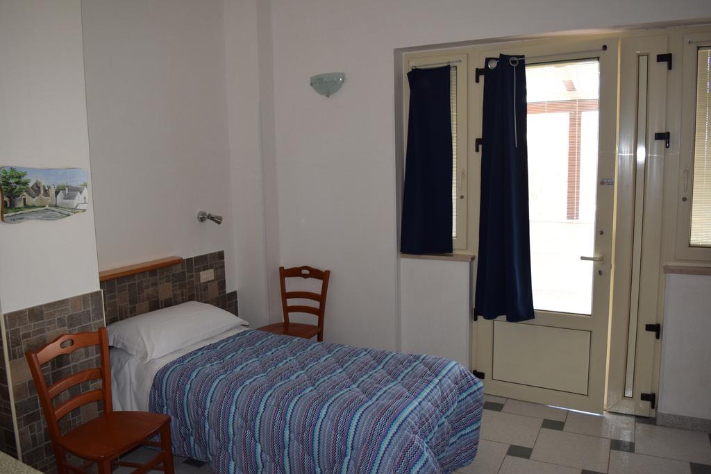 Bed & Breakfast La Collinetta Locorotondo Room photo